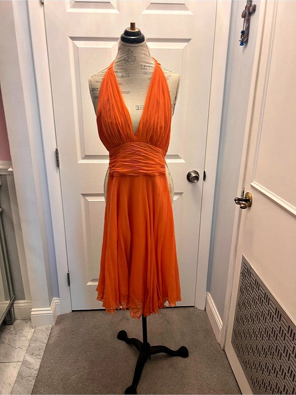 Cache’ Luxe Silk Orange Halter Maxi Dress Size 2